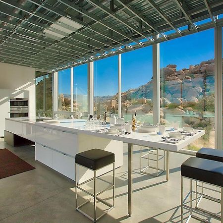 Invisible House Joshua Tree Modern Masterpiece Villa Exterior photo
